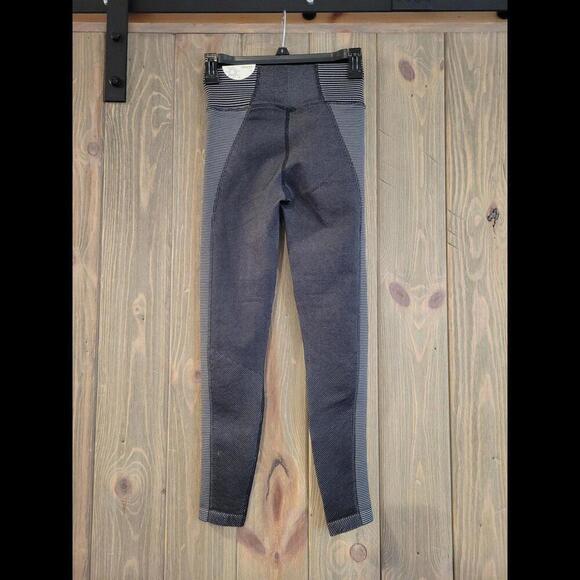 Aerie athletic leggings - Picture 2 of 2